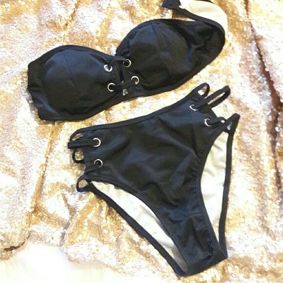 Brand New - Summer Vacation Black Bandage 2pc Lace Up Top and Bottom - Picture 2 of 6